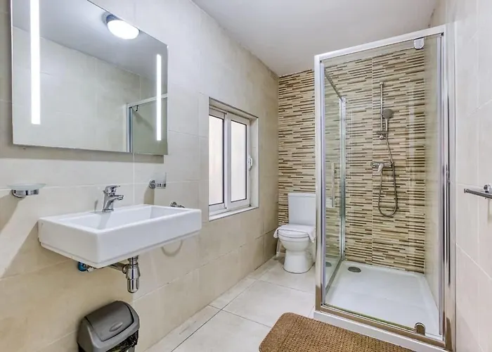 Seaside Escape With Cosy Interior Case de vacanță