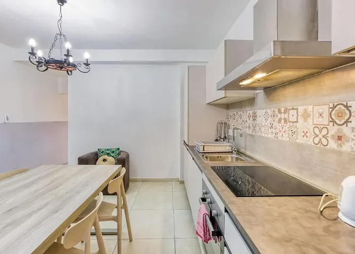 Seaside Escape With Cosy Interior Sliema