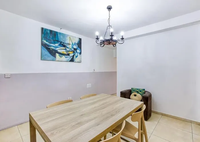 Seaside Escape With Cosy Interior Case de vacanță *