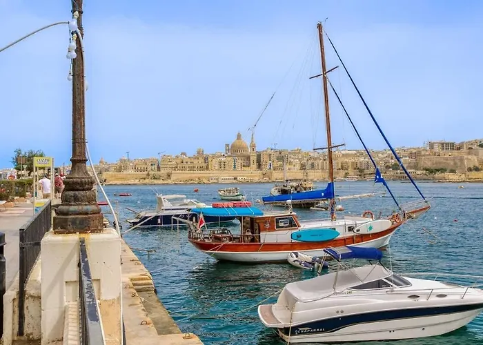 Seaside Escape With Cosy Interior Case de vacanță *